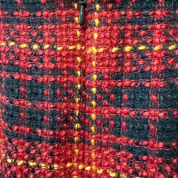 Apertif Women's Red Plaid Wool Mini Skirt, Size: 10, EUC - Picture 5 of 9